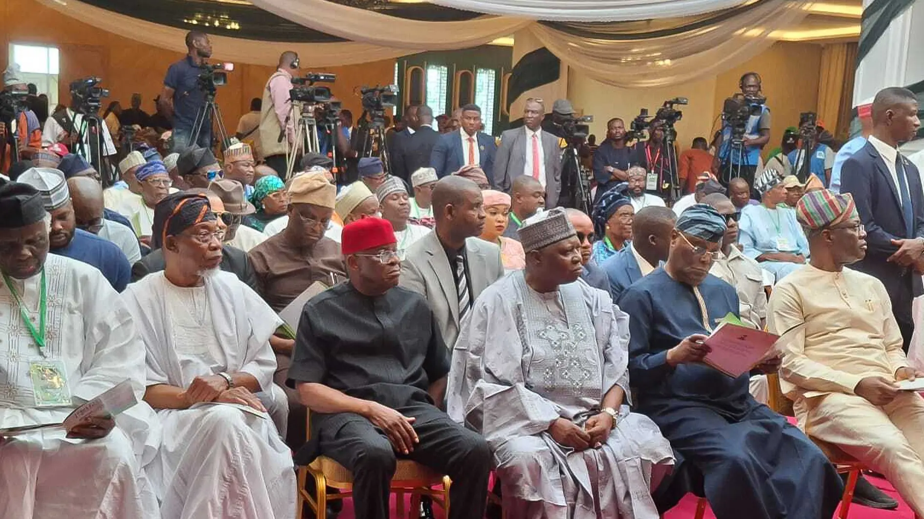 Prof. Jerry Gana, Secretary of ADC, Rauf Aregbesola; National Chairman of ADC, Sen. David Mark; former Vice President Atiku Abubakar and Governor Seyi Makinde of Oyo State during the National Summit of Opposition Political Party Leaders hosted by Governor Makinde in Ibadan