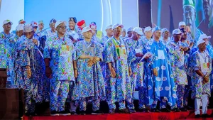 Delta State Governor, Sheriff Oborevwori (second left);  Kaduna State Governor and Vice Chairman, APC Governor’s Forum, Senator Uba Sani (third left), Imo State Governor and Chairman, APC Governor’s Forum, Hope Uzodinma (fourth left) and other APC Governor’s during the National convention of the party held at Eagle’s Square, Abuja…recently.  					     PHOTO: BRIPIN ENARUSAI