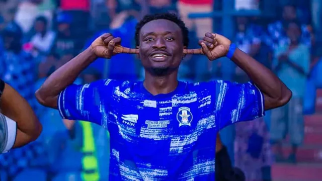 Qamar Adegoke of 3SC