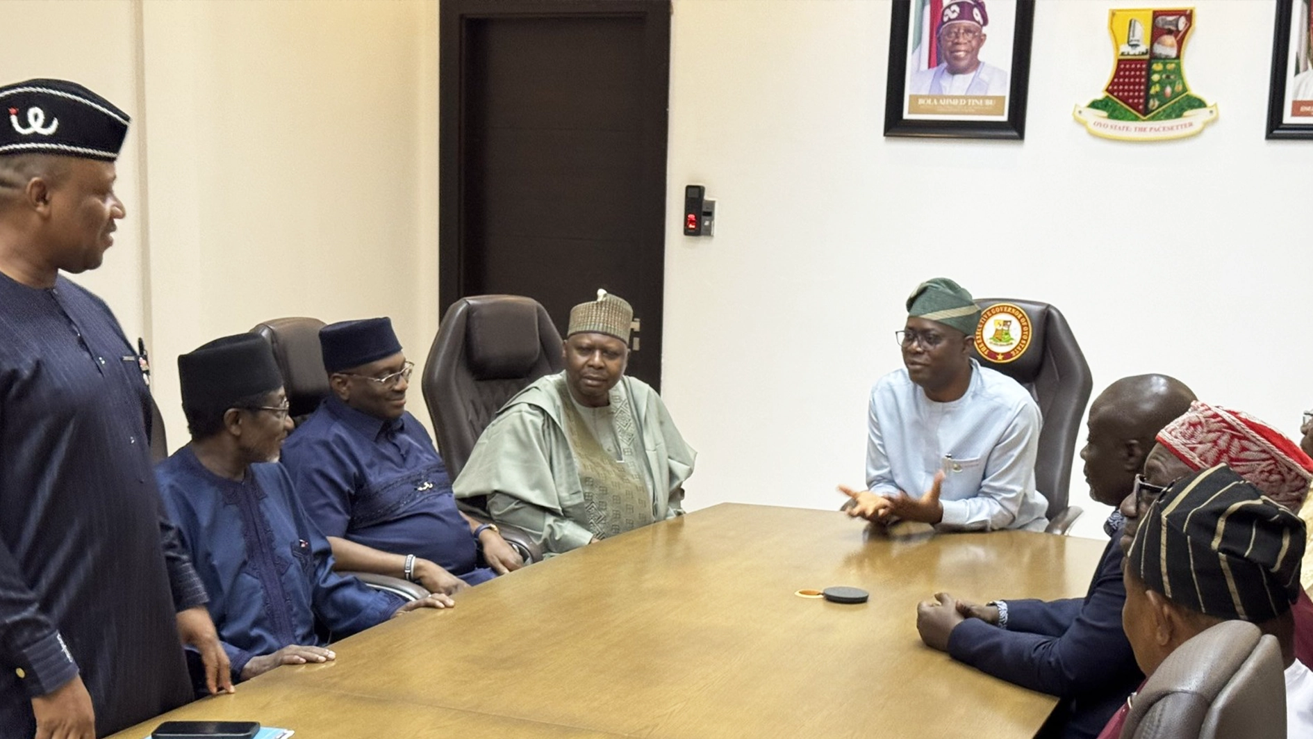 PDP leaders visited Governor Seyi Makinde in Ibadan to condole with him over the abduction and killing of teachers and pupils.