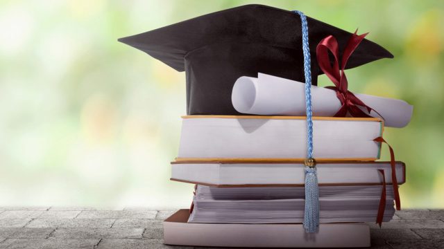 graduation-cap-1062×562