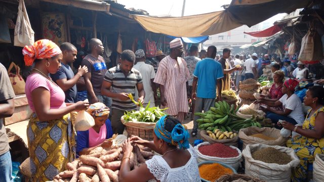 is-nigeria-an-ethnicity-or-nationality-busy-lagos-market-life