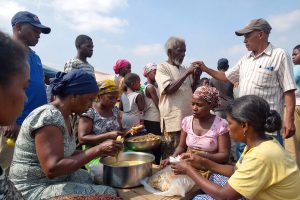 nigerian-values-community-support-family-cooperation