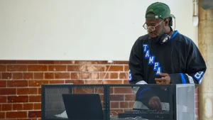 DJ Spectacles