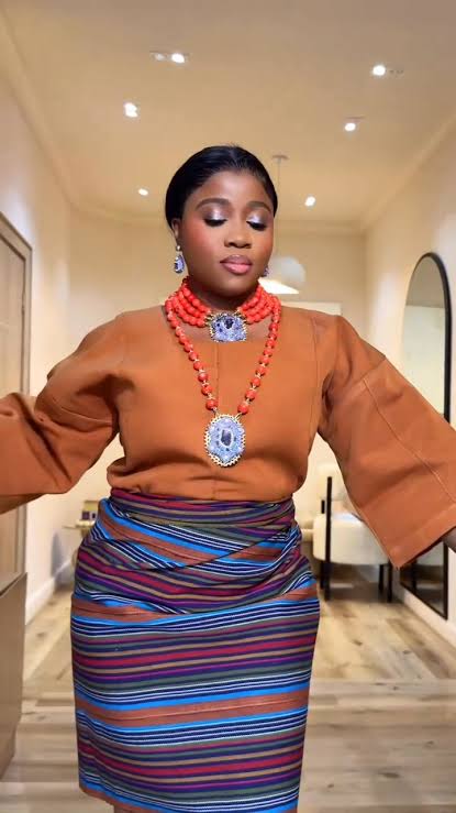Discover beautiful Oleku styles for women, from traditional Yoruba fashion to modern designs. Explore elegant outfits perfect for weddings, parties, and cultural celebrations.