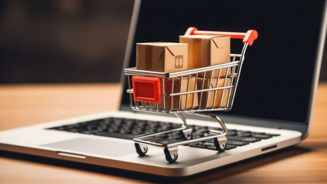 What_is_E_commerce_and_What_are_its_Applications_2_d2eb0d4402