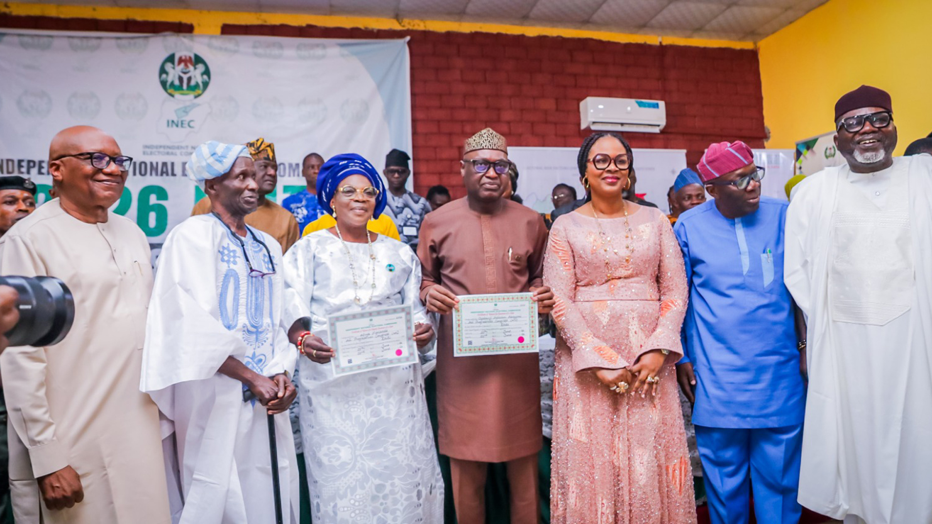 INEC Commissioner in-charge of Lagos, Oyo and Ekiti States, Mr Sam Olumekun (left); Husband of the Deputy Governor, Mr Lawrence Afuye; Ekiti State Deputy Governor/Deputy Governor-elect, Chief (Mrs) Monisade Afuye; Ekiti State Governor/ Governor-Elect, Mr Biodun Oyebanji; his wife, Dr Olayemi Oyebanji;  Resident Electoral Commissioner (Ekiti State), Dr Bunmi Omoseyindemi; and Director General, Ekiti APC Governorship Campaign Council, Senator Cyril Fasuyi, during the presentation of Certificate of Return to Governor Oyebanji and his Deputy at INEC Office, Ado-Ekiti, yesterday.