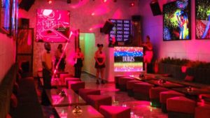 Dulles Restaurant & Lounge