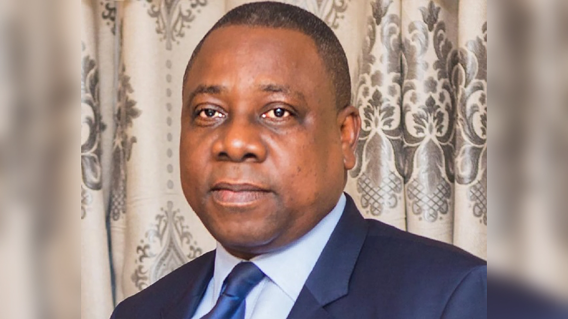Dr Isa Salifu
