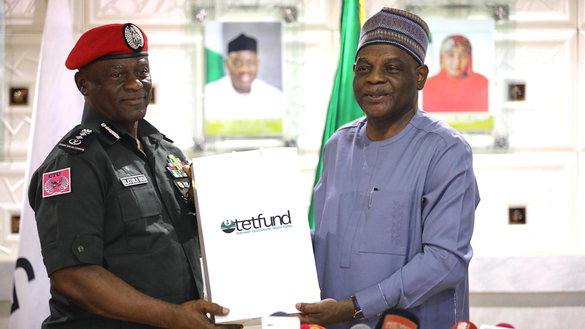 IGP Tunji Disu and Echono during the visit