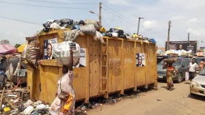 Overflowing bin at Kuto Market