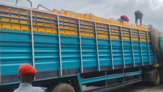 Customs FOU C seizes N403.5m smuggled foreign vegetable oil