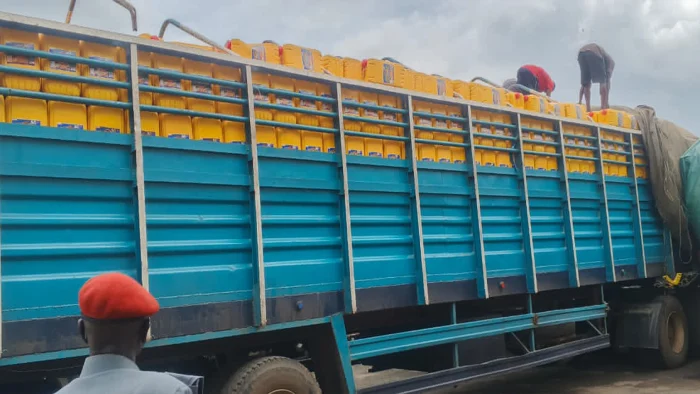 Customs FOU C seizes N403.5m smuggled foreign vegetable oil