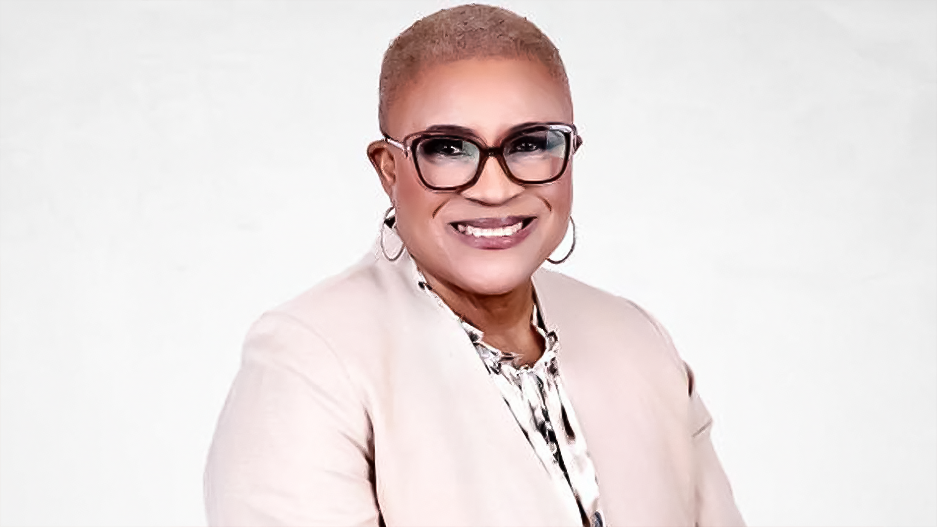 Dr Teresa Pounds
