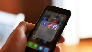 social media facebook instagram messenger