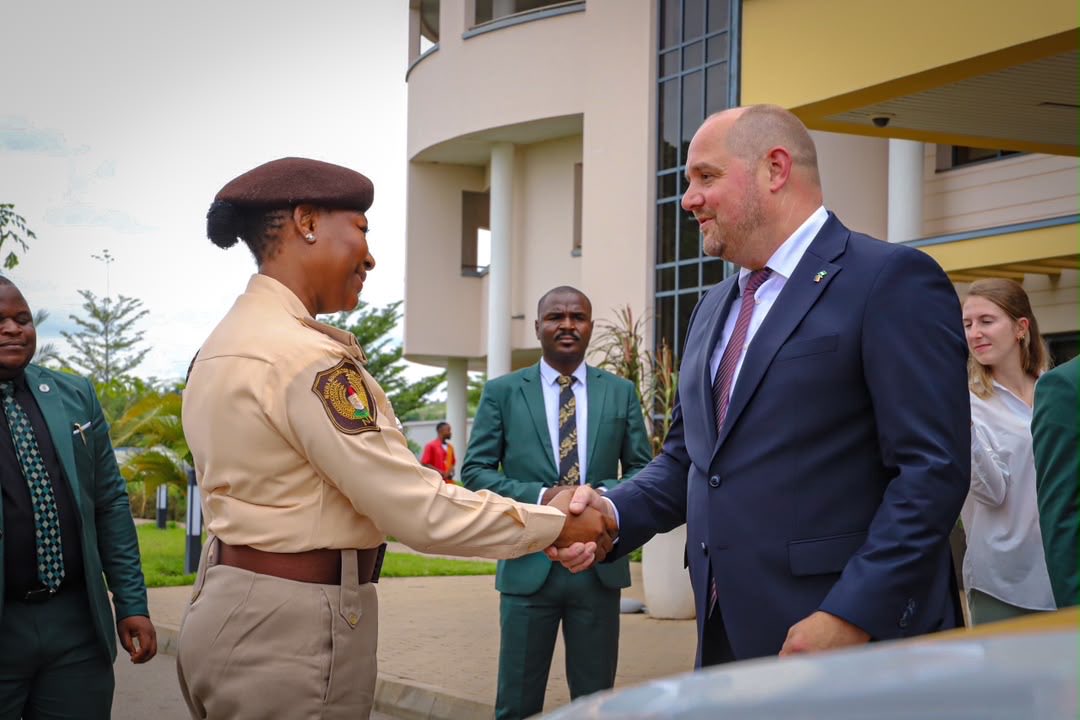 Kemi Nandap(L): Mr. Neils Zimmermann(R)