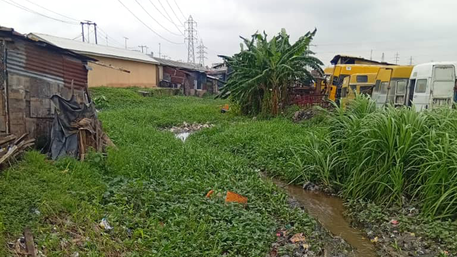 Signal Barracks, Mile 2-Suru