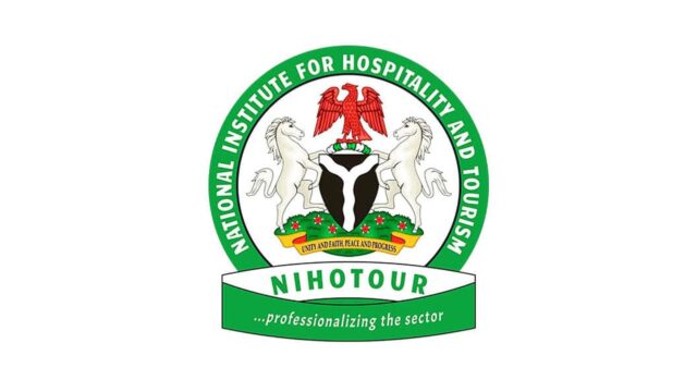 NIHOTOUR