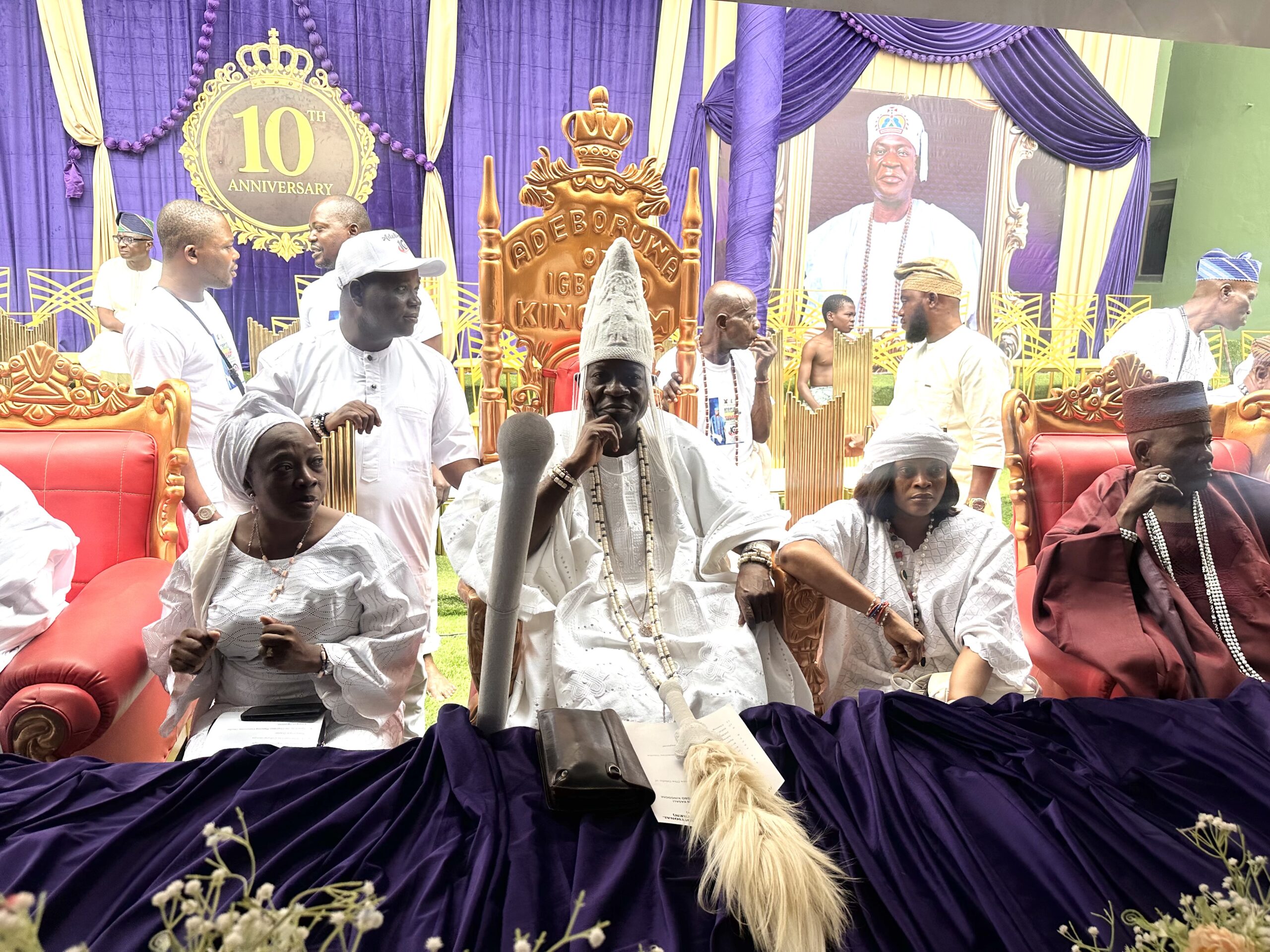 Oba Semiu Orimadegun Kasali and his wives at his Iwure