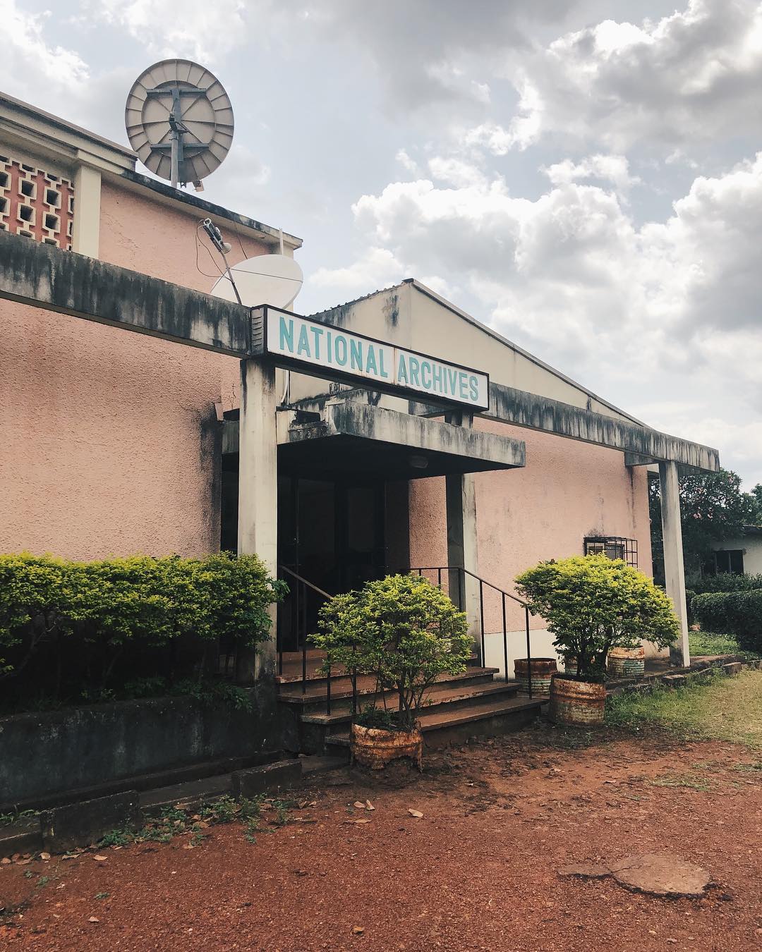 The National Archives in Enugu preserves Nigeria's rich documentary heritage, including colonial records, historic newspapers, photographs, maps, manuscripts, and government documents. A must-visit destination for researchers, historians, students, and cultural enthusiasts.