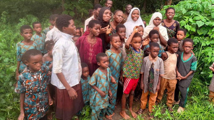 Oyo children