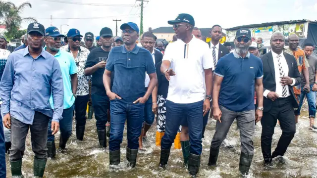 Lagos State Deputy Governor, Dr Obafemi Hamzat (left); Governor Babajide Sanwo-Olu, Commissioner for the Environment and Water Resources, Tokunbo Wahab; Special Adviser to the Governor on Infrastructure, Olufemi Daramola, and others, during their visit to the flood affected area in Lagos, yesterday.