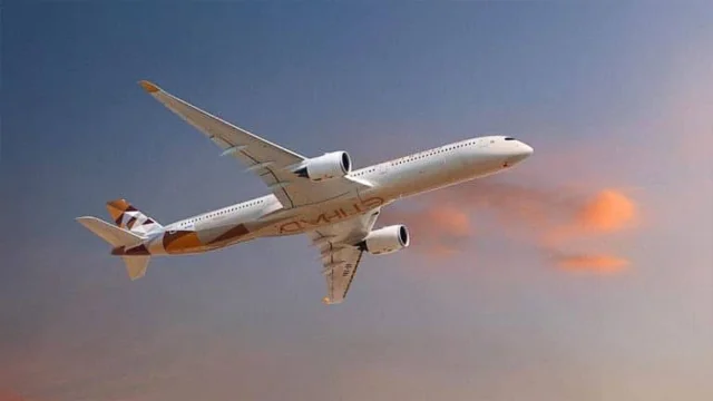 Etihad marks 20 years of flights to France