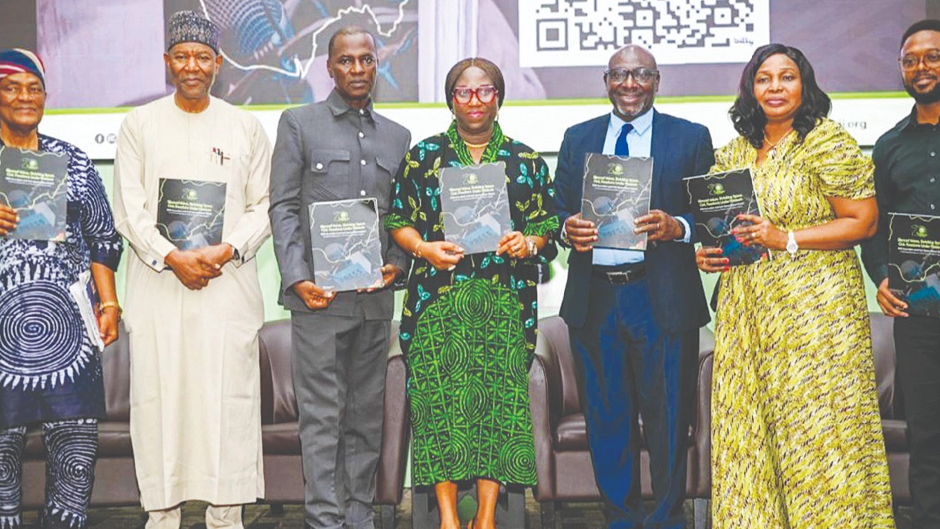 Professor of Mass Communication, University of Lagos, Ralph Akinfeleye (left); keynote speaker, Professor of Communication, Bayero University, Kano, Umaru Pate; Executive Director, Media Career Network, Lekan Otufodunrin; Executive Director & Chief Executive Officer Wole Soyinka Centre for Investigative Journalism (WSCIJ), Motunrayo Alaka; Executive Director, International Press Centre (IPC), Lanre Arogundade; Board Secretary, WSCIJ Comfort Idika-Ogunye, and Head of Reportorial, News Central TV, Bernard Akede at the 18th Wole Soyinka Centre Media Lecture Series held in Lagos recently.