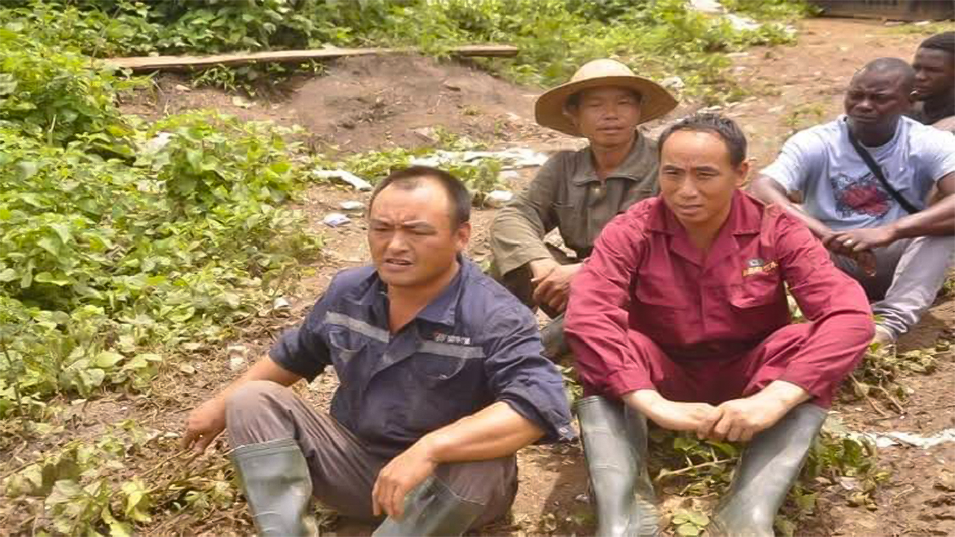 Nigeria arrests three Chinese over illegal mining