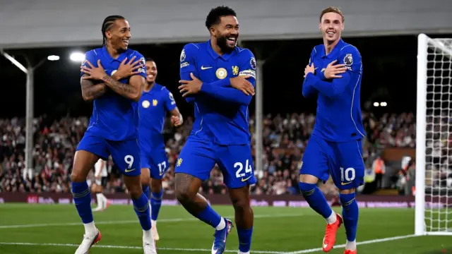 Chelsea_celebrate_Cole_Palmer_s_goal_against_Fulham