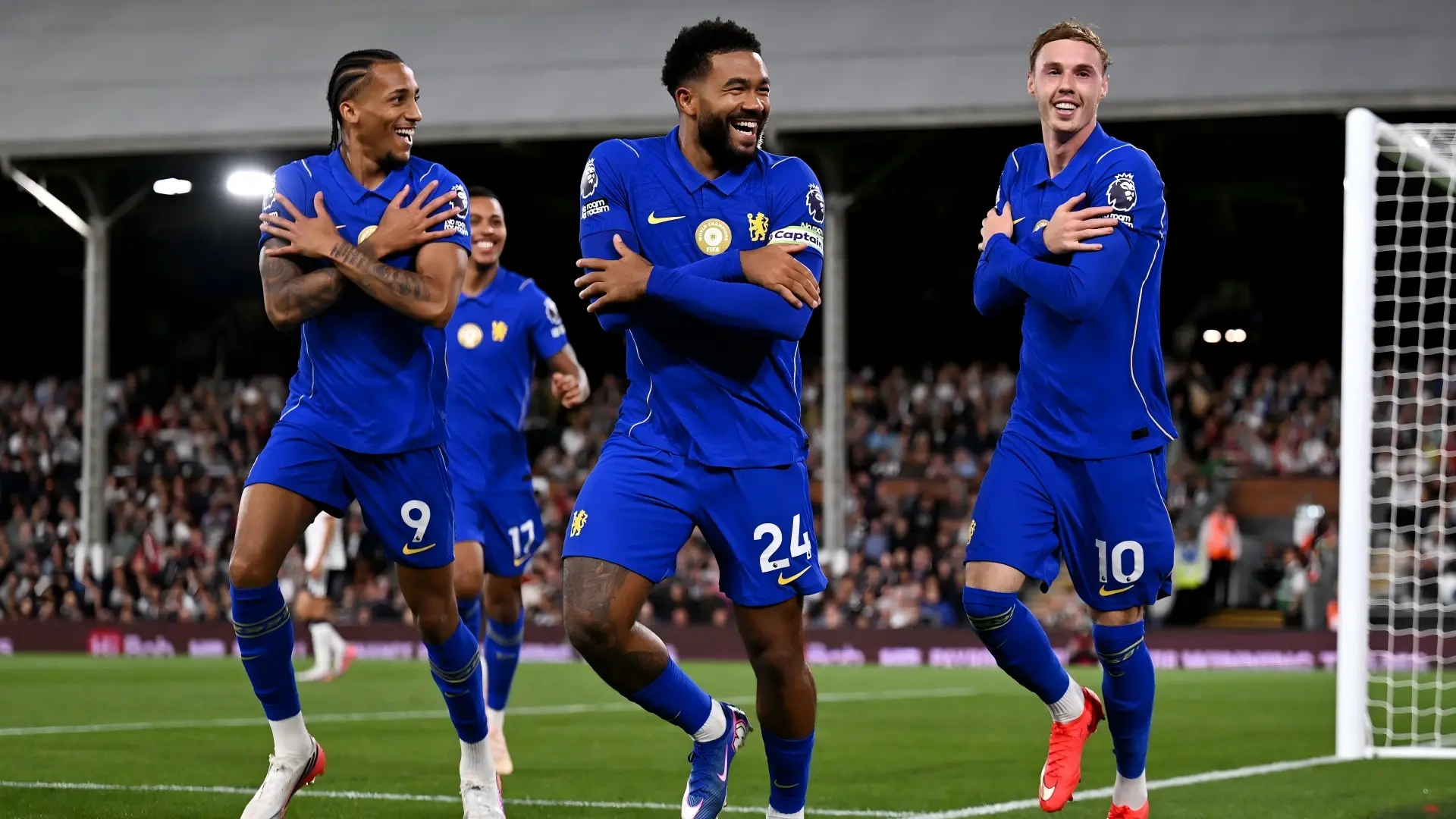 Chelsea_celebrate_Cole_Palmer_s_goal_against_Fulham