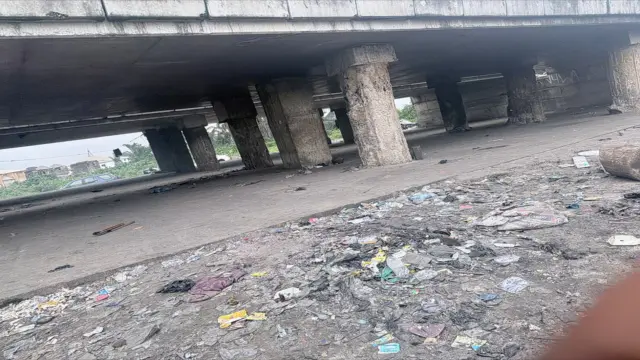 Festac-Alakija bridge yesterday.                              PHOTO: ENIOLA DANIEL