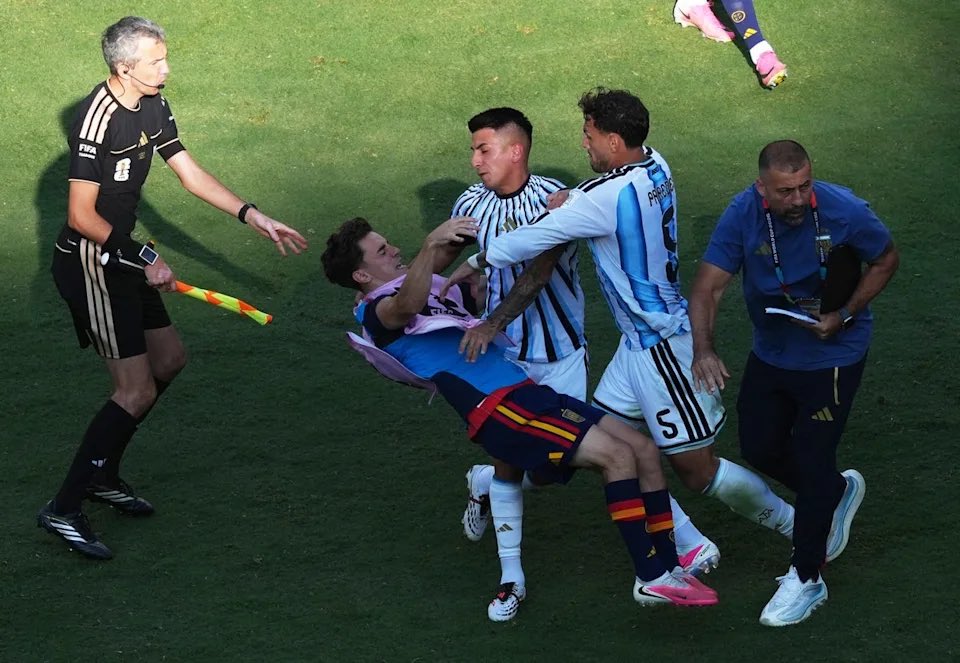 Argentina Paredes