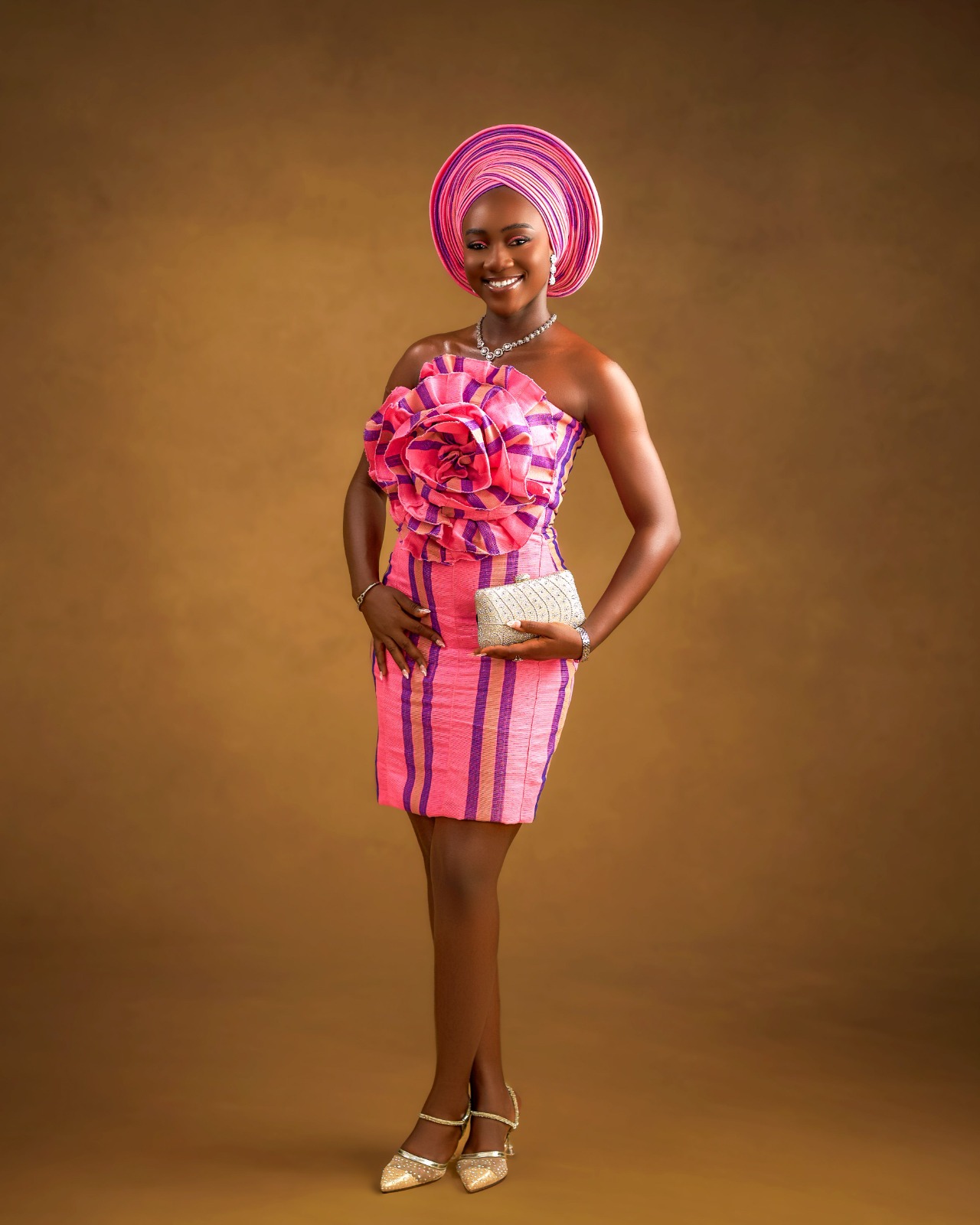 Aso Oke style