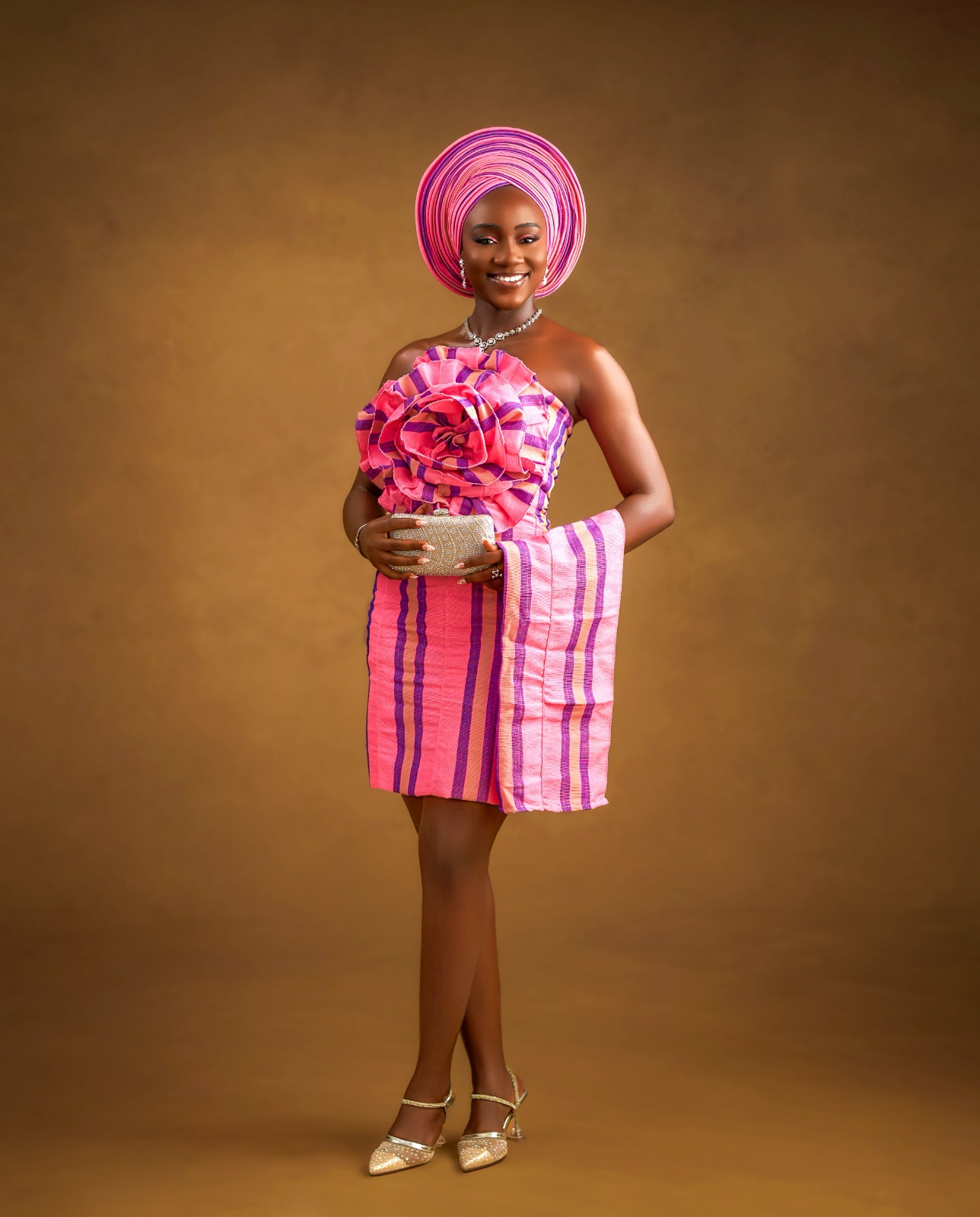 Aso Oke style