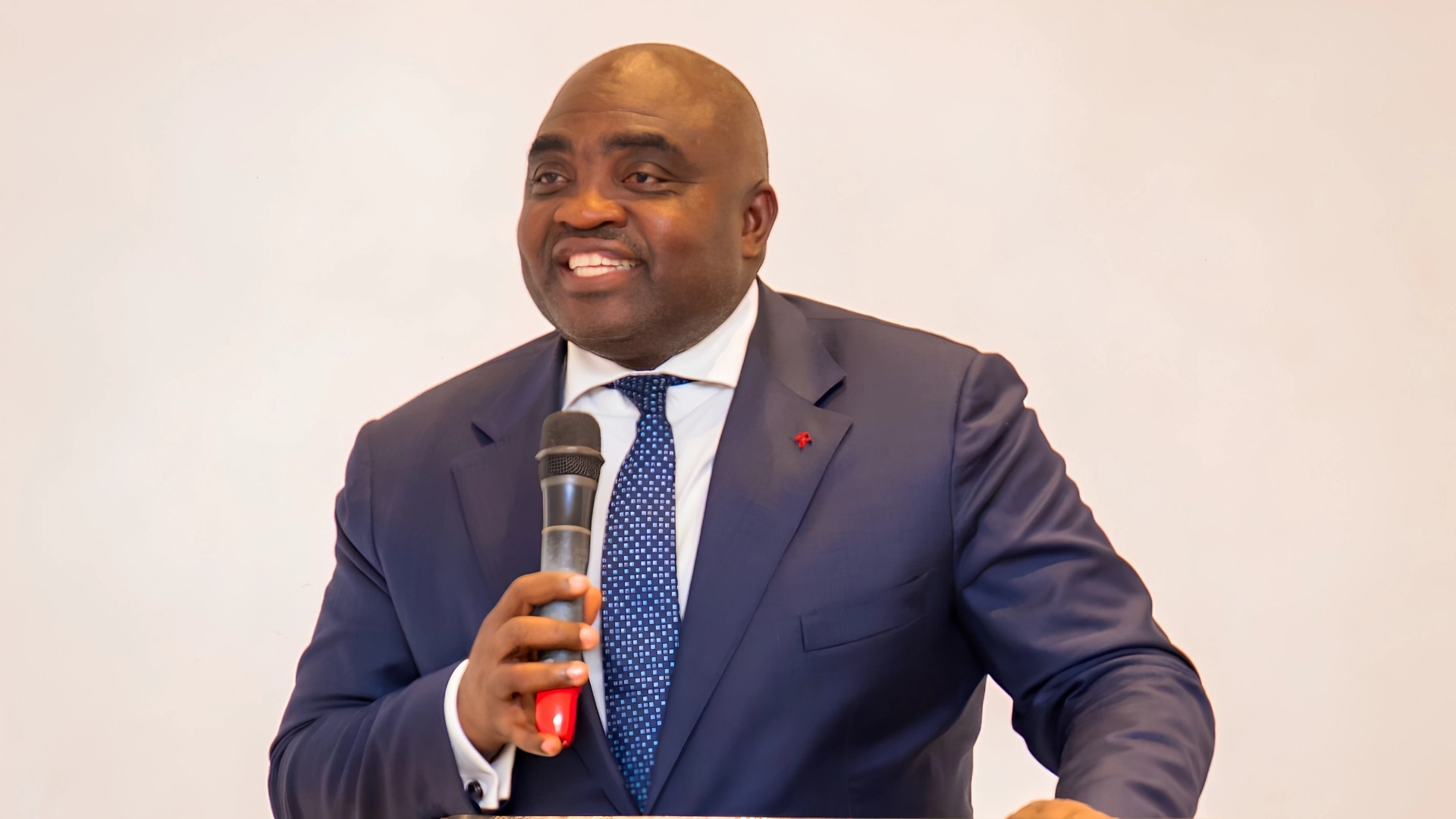 Jobson Oseodion Ewalefoh DG ICRC