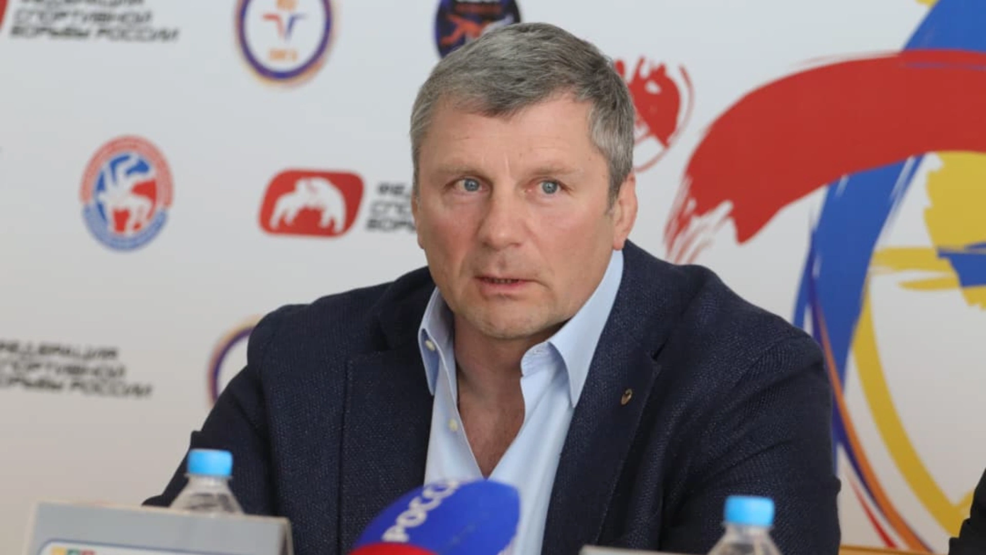 Konstantin Sintsov was among the sponsors of the Kuzbass Wrestling League