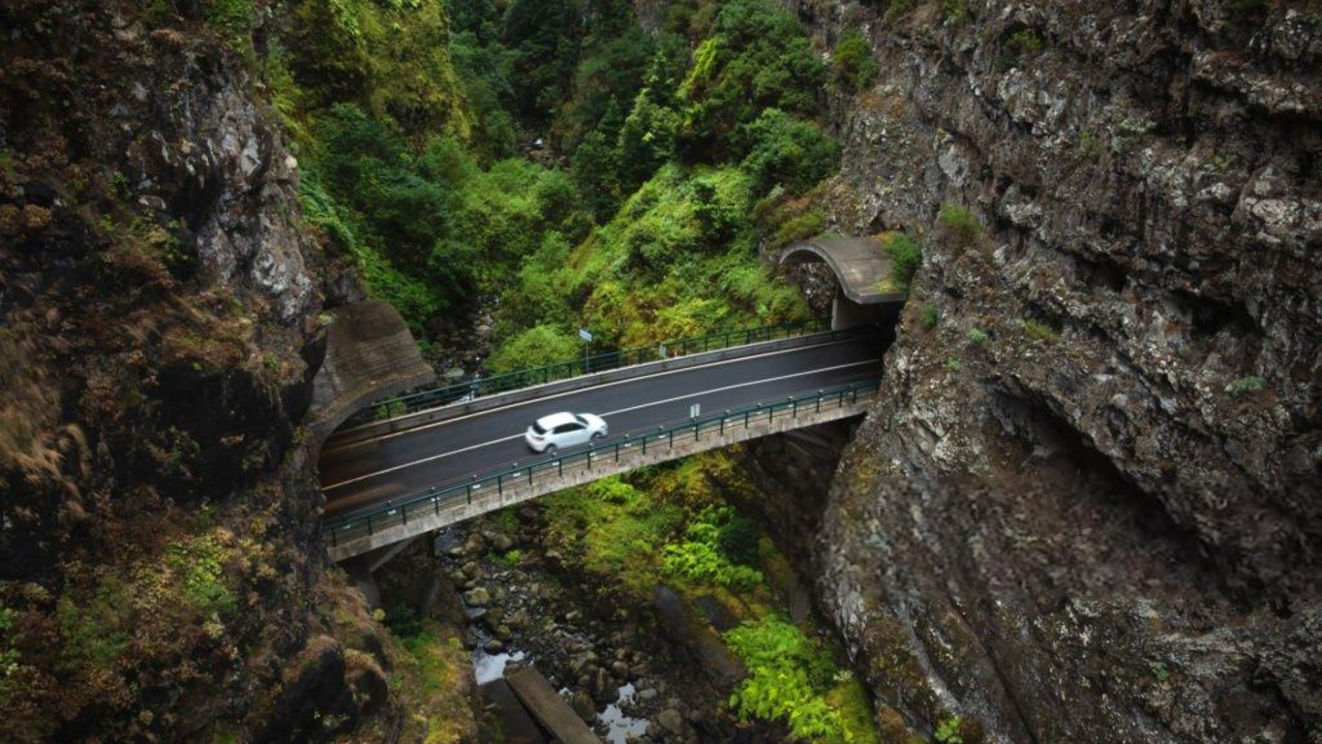 Madeira car
