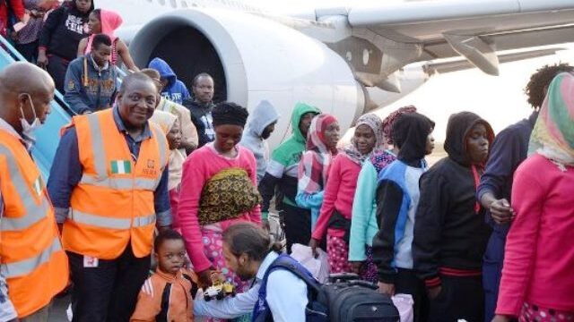 Nigerians return from South Africa