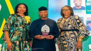Director, Distance Learning Institute, University of Lagos,  Prof Risikat Dauda (left); former Vice-President, Prof Yemi Osibanjo;  and Vice-Chancellor, Prof Folasade Ogunsola, at the fifth international colloquium of the DLI, University of Lagos.