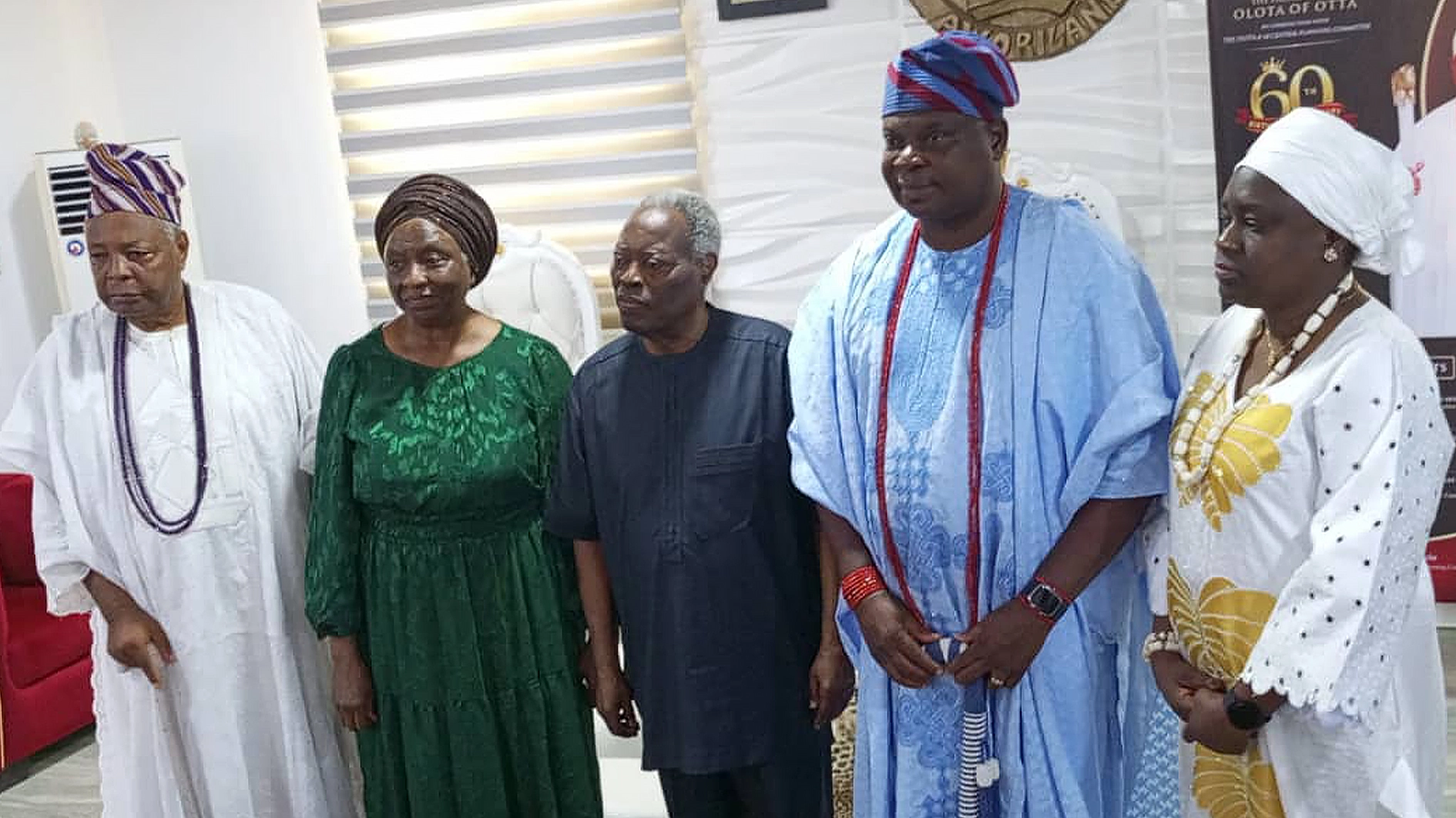 The Onilogbo of Ilogbo, HRM Oba Olufemi Samuel Ojugbele (left); Wife of the General Superintendent, Deeper Life Bible Church, Esther Kumuyi; General Superintendent, Pastor William Kumuyi; Olota of Ota, Awori Kingdom, Professor Adeyemi Obalanlege;  his wife,  Olori Oloruntoyin during the courtesy visit of Pastor Kumuyi to the palace Obalalenge… yesterday.