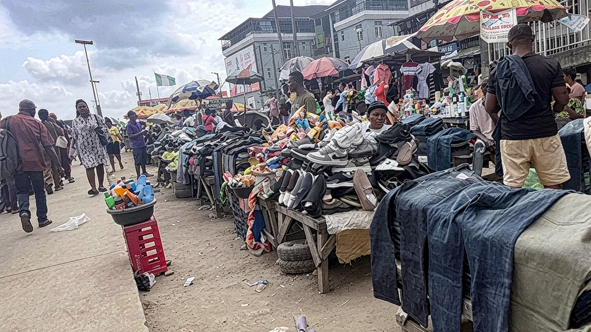 Street traders at Oshodi Road and Ariyibi Street yesterday.            				 PHOTO:  ENIOLA DANIEL and CLEMENT AYONOTE