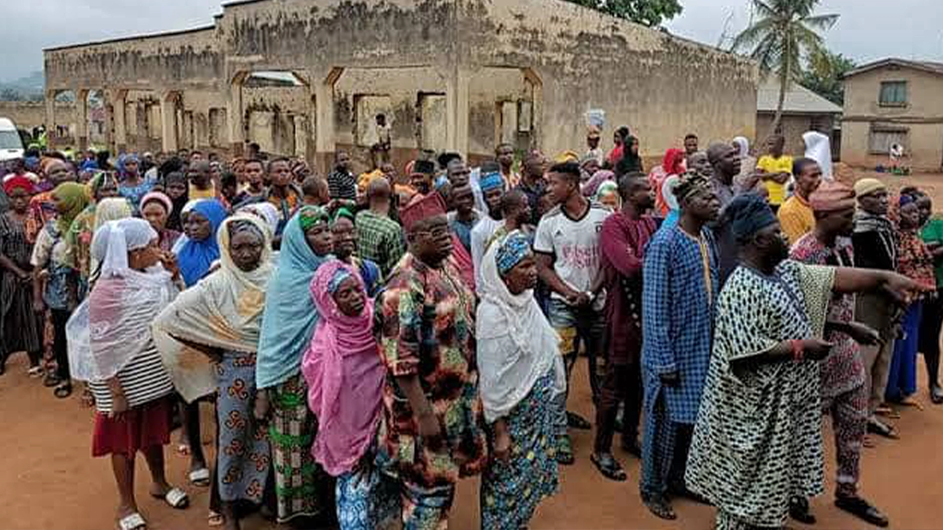 Voters on queue in Osun