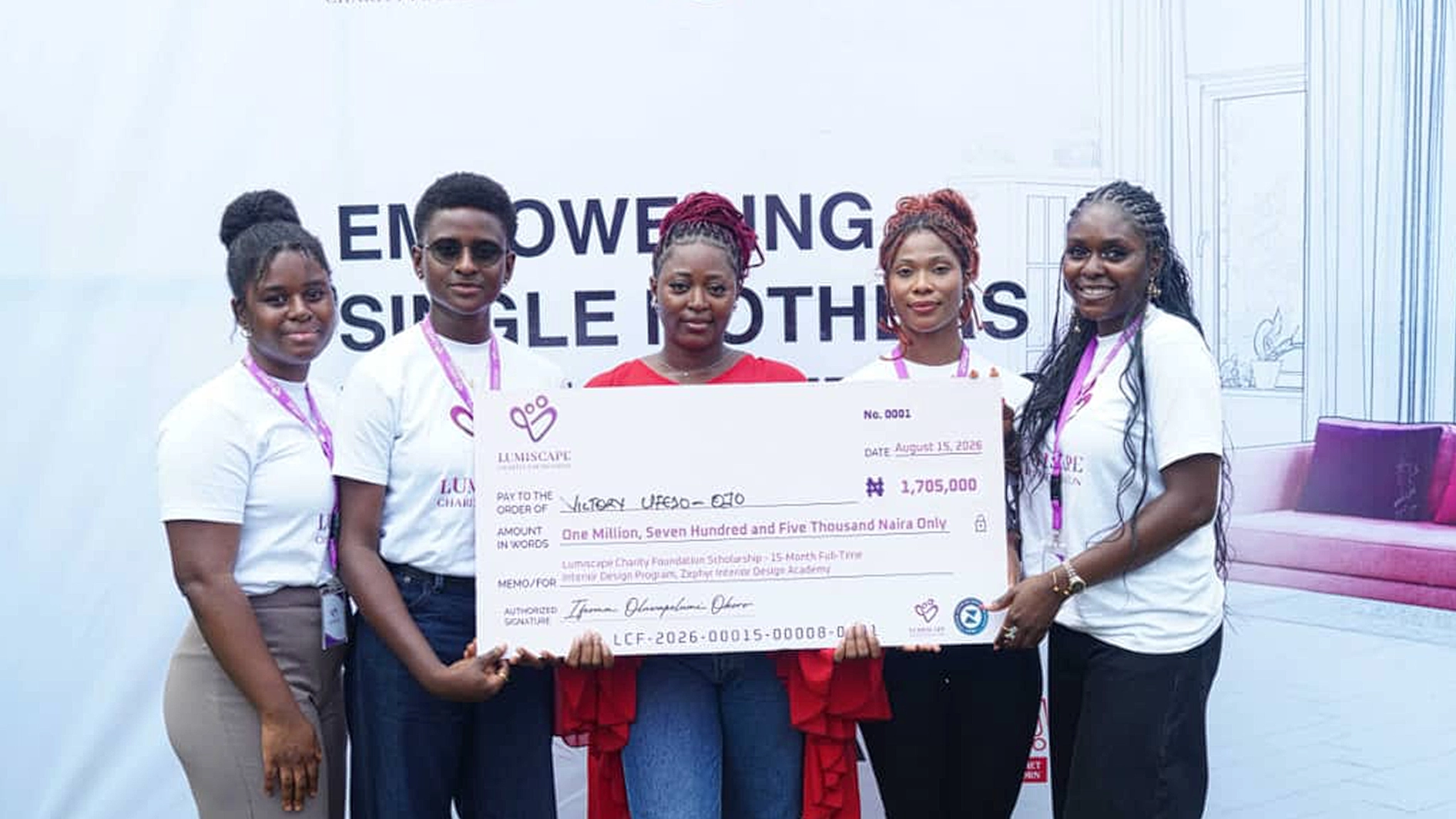 L–R: Nnesochi Okoro; Ifeoma Oluwapelumi Okoro, Founder, Lumiscape Charity Foundation (LCF); Victory Ufedo-Ojo, scholarship recipient; Bella Sergeant-Awuse; and Akpen Dooshima Ada, during the presentation of the LCF scholarship cheque at the LCF x ZIDA Single Mothers Interior Design Empowerment Initiative.
