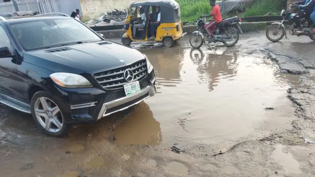 Oyeguwa Street, Oshodi, Lagos, yesterday.        PHOTO: CLEMENT AYONOTE