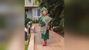 Aso Oke style