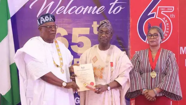 L-R: President and Chairman of Council, Nigerian Institute of Management (Chartered), Commodore Abimbola Ayuba rtd; Lagos State Deputy Governor, Dr. Hamzat Obafemi, and Registrar/Chief Executive, NIM, Dr. Taiwo Olusesi at the Institute’s 65th Anniversary Dinner and Awards.