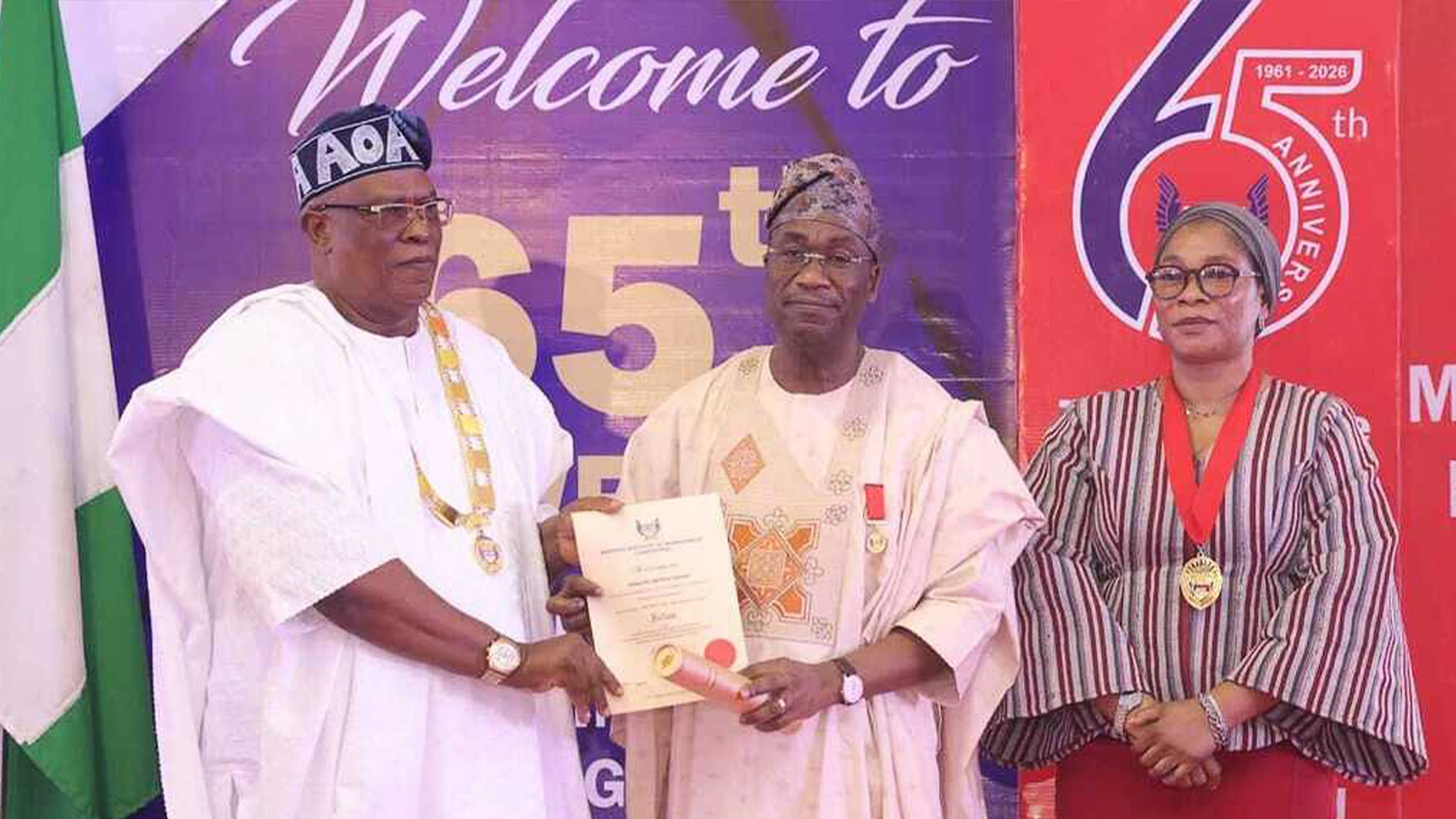 L-R: President and Chairman of Council, Nigerian Institute of Management (Chartered), Commodore Abimbola Ayuba rtd; Lagos State Deputy Governor, Dr. Hamzat Obafemi, and Registrar/Chief Executive, NIM, Dr. Taiwo Olusesi at the Institute’s 65th Anniversary Dinner and Awards.