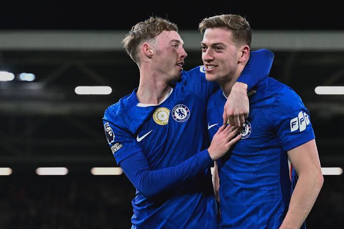 Chelsea players celebrates a goal