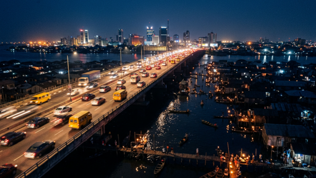 poorest-area-in-lagos-makoko-night-skyline